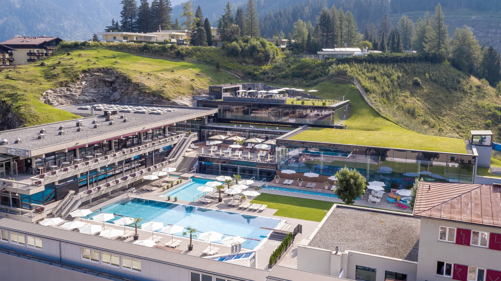 Felsentherme Bad Gastein – Wellness with a mountain view