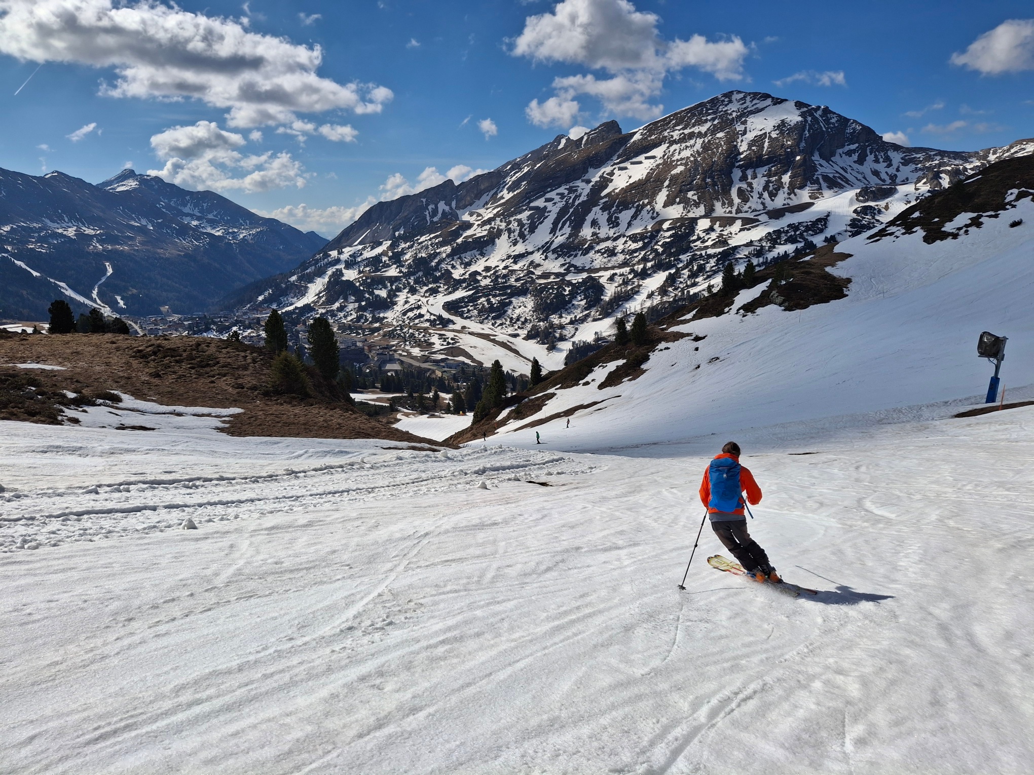 Nach dem eineinhalbstündigen Aufstieg ist die Bushaltestelle in wenigen Minuten erreicht.