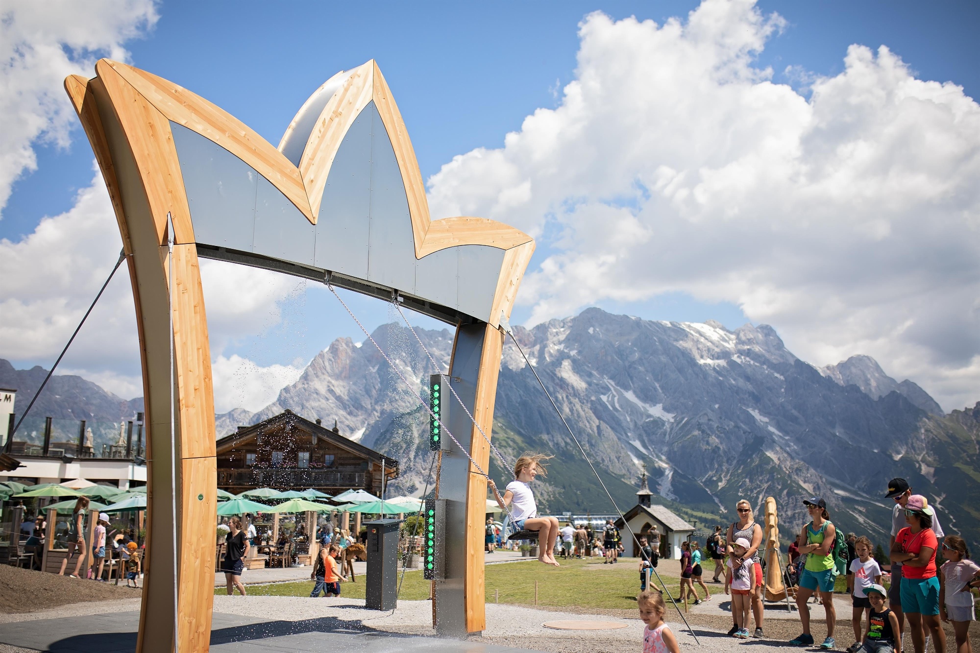 Schaukelpark-Wasserfallschaukel