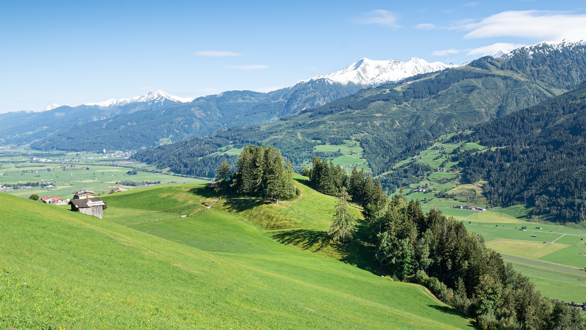 Power spot at Naglköpfl with an Alpine panorama