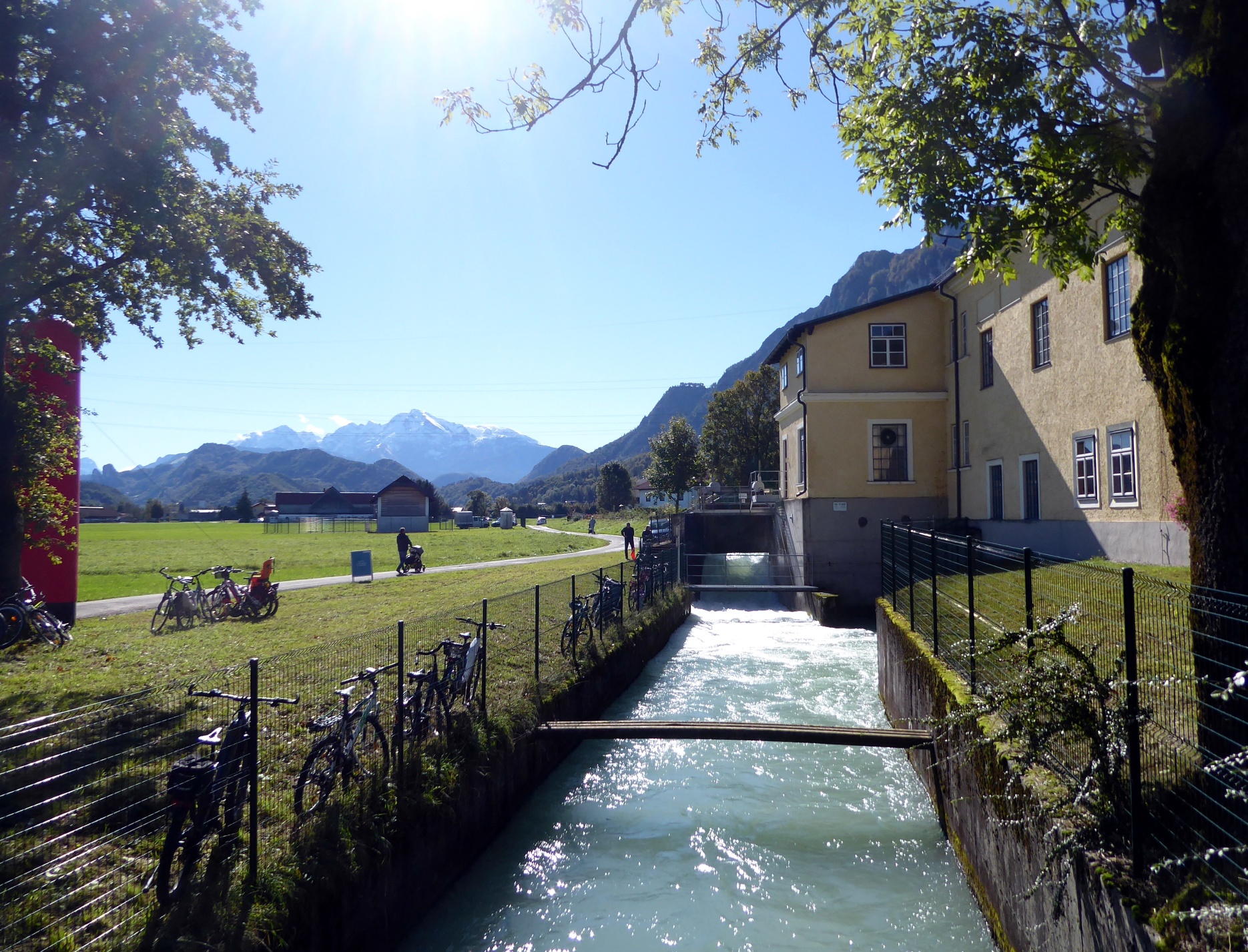 The hydroelectric power plant Eichetmühle on the Almkanal was the first facility in Salzburg for electricity generation.